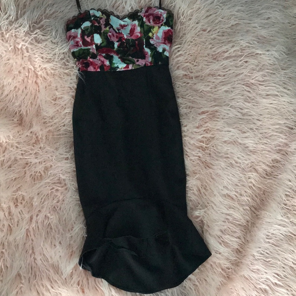 Strapless peplum dress 👗